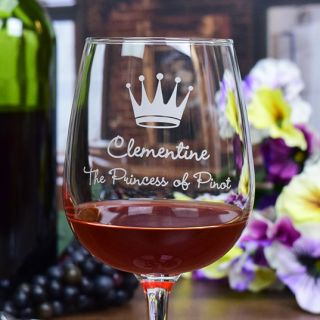 Engraved Royalty Contour Wine Glass